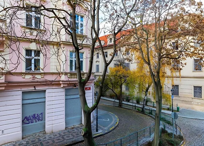 Apartament Modern Near Old Town
