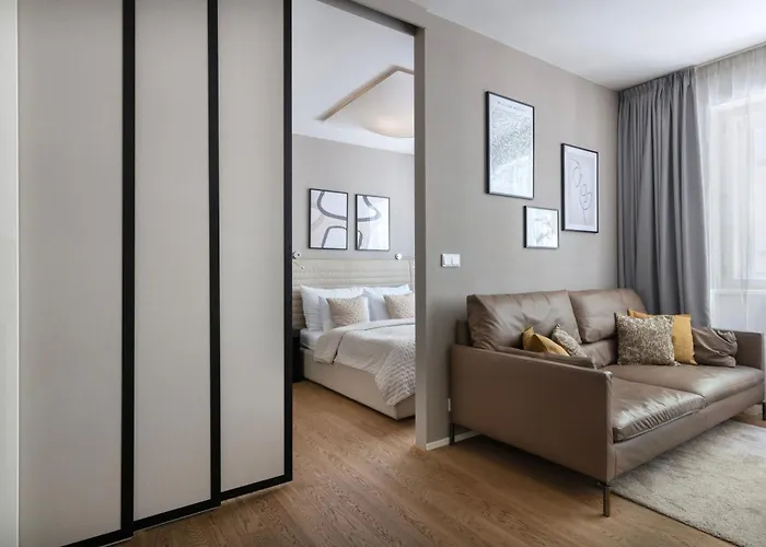 Modern Near Old Town Apartament *