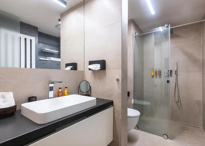 Apartament Modern Near Old Town